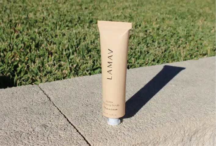 Jojoba Oil for Healthy Skin: Benefits Backed by Science