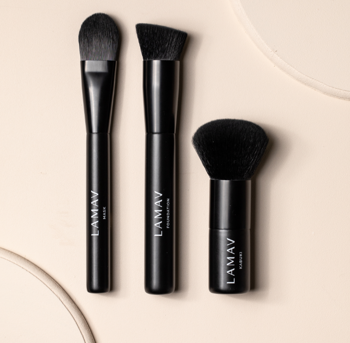 What's in makeup brushes
