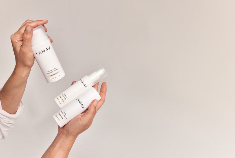 SKINCARE RESOLUTIONS - HOW TO SET UP A CONSISTENT SKINCARE ROUTINE