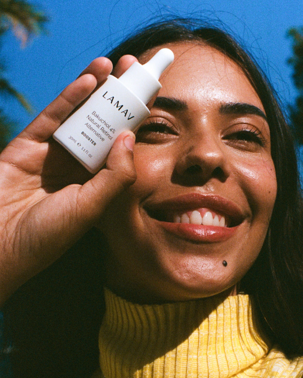 Bakuchiol 4% Booster by LAMAV — white dropper bottle with three beauty award badges | natural retinol alternative
