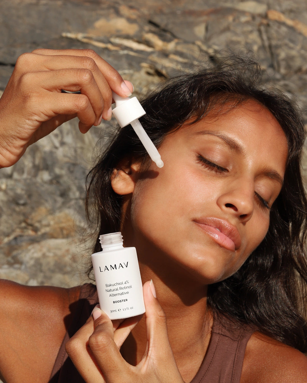 Bakuchiol 4% Booster by LAMAV — white dropper bottle with three beauty award badges | natural retinol alternative
