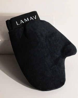 Self Tan Mist by LAMAV — close-up of the black velvety applicator mitt | ensures an even flawless tan