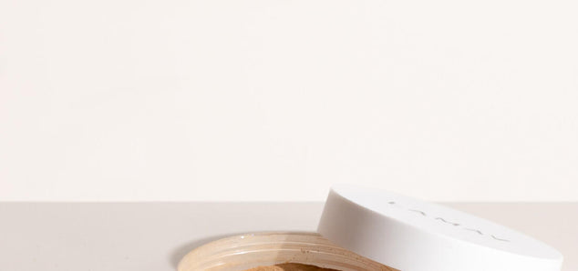 Anti-Ageing Mineral Foundation SPF15 LAMAV